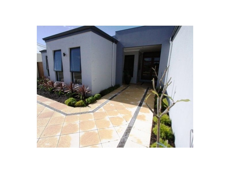 46 McCubbin Loop, Dawesville WA 6211