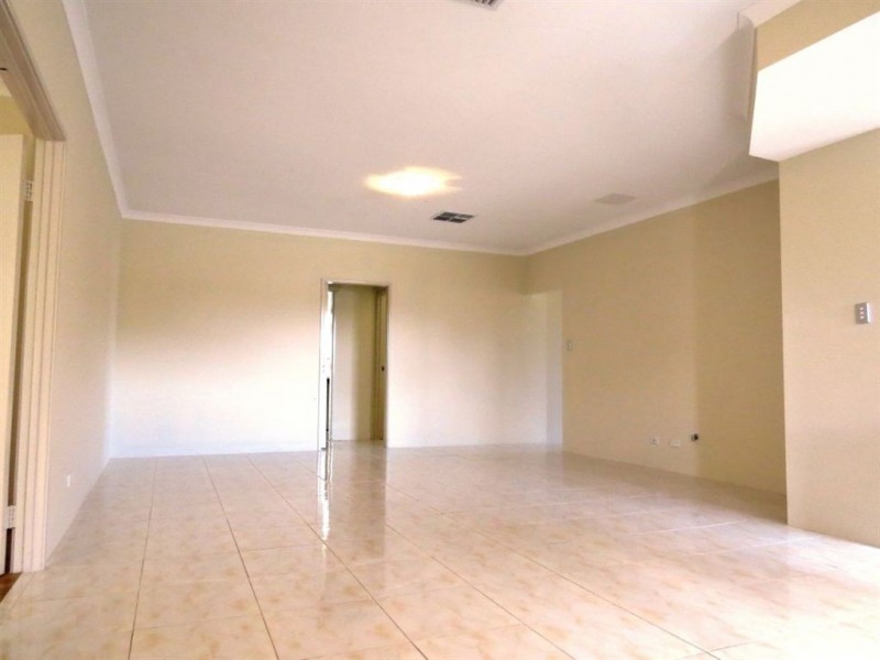 74 Iluka Road, Dawesville WA 6211