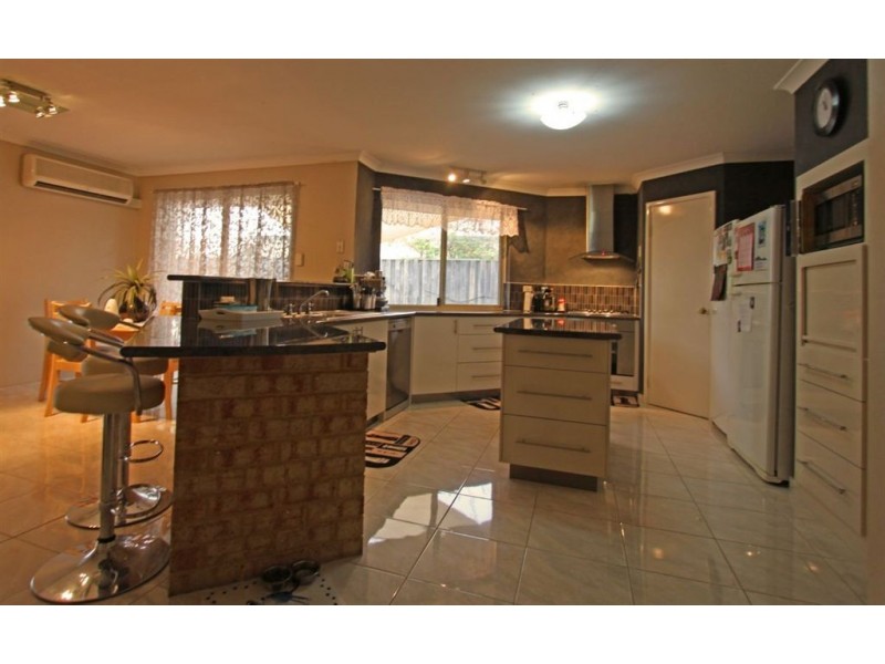 115 Midsummer Circle, Pinjarra WA 6208