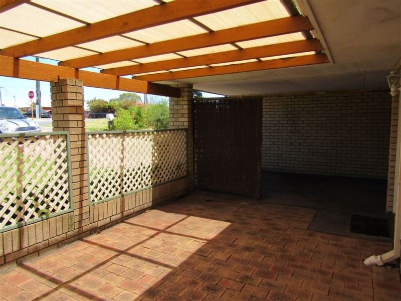 2/18 Stewart Street, Silver Sands WA 6210