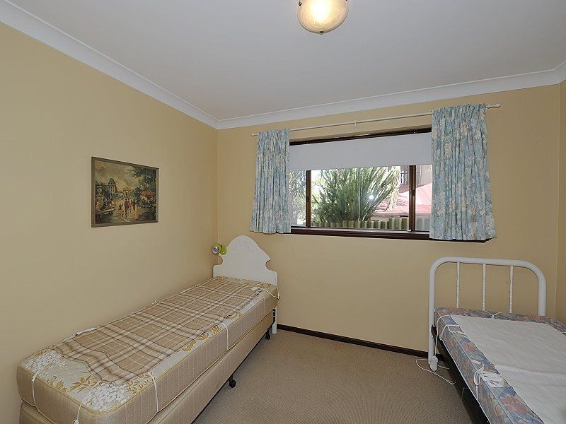 37 Hill Street, Halls Head WA 6210