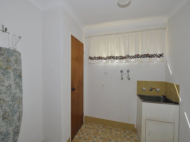 37 Hill Street, Halls Head WA 6210