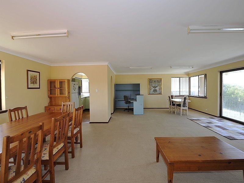 37 Hill Street, Halls Head WA 6210