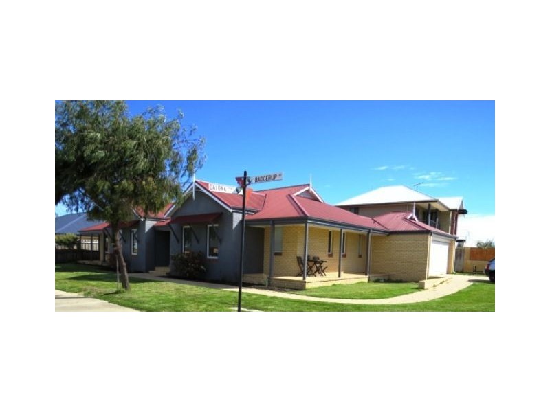 1 Dalona Parkway, Lakelands WA 6180