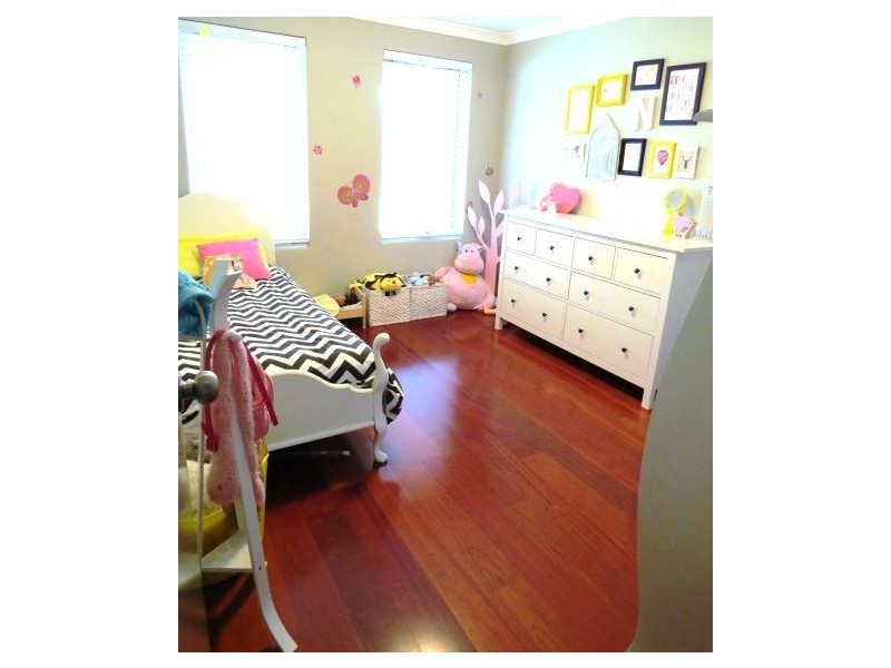 1 Dalona Parkway, Lakelands WA 6180