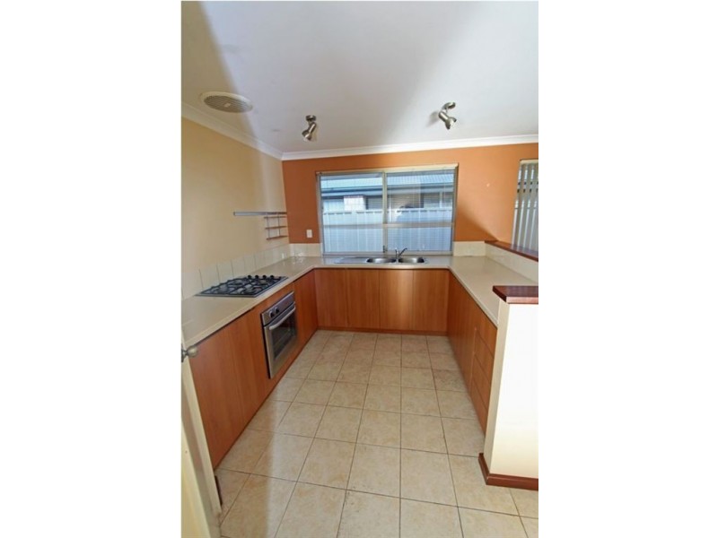 30 Petit Loop, Dudley Park WA 6210