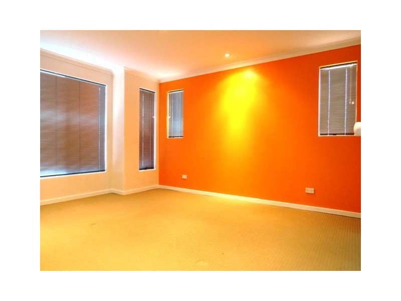 6 Spencer Lane, Meadow Springs WA 6210