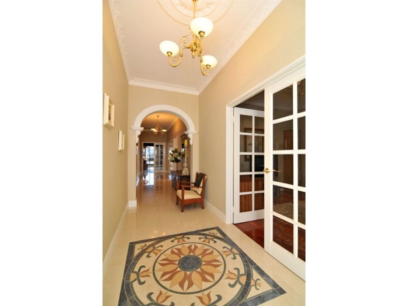 12 Ragamuffin Point, Halls Head WA 6210