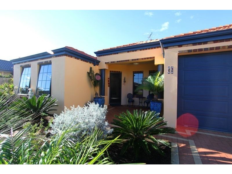 13 Quandong Parkway, Halls Head WA 6210