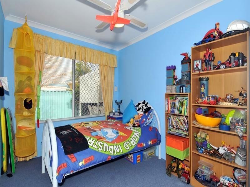 71 Admiralty Crescent, Halls Head WA 6210