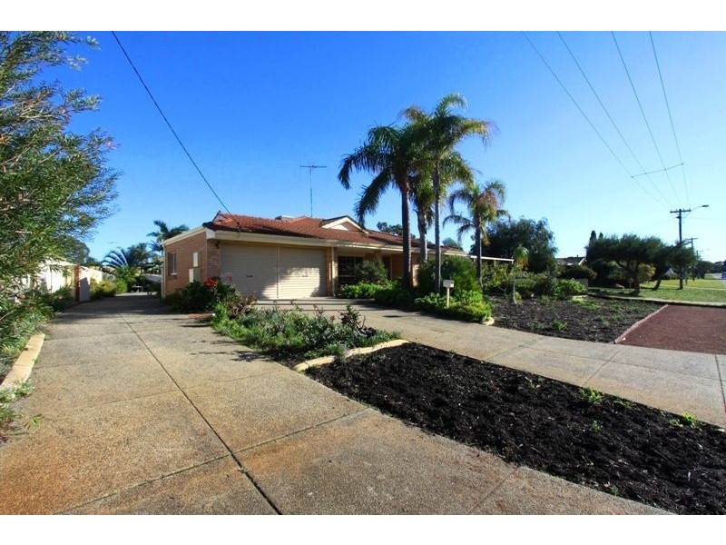 20 Dorothy Avenue, Falcon WA 6210