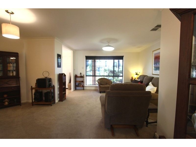 20 Dorothy Avenue, Falcon WA 6210