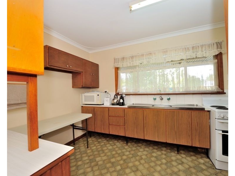 33 Roy Road, Coodanup WA 6210