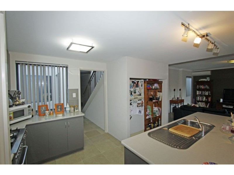 117 Darwin Terrace, Dudley Park WA 6210