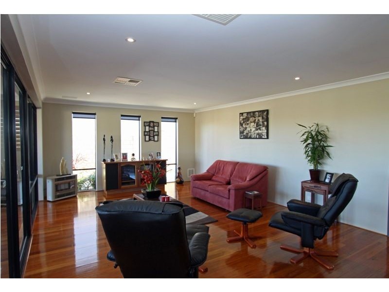80 Cormorant Key, Wannanup WA 6210