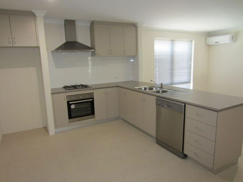 46 Highland Crescent, Meadow Springs WA 6210