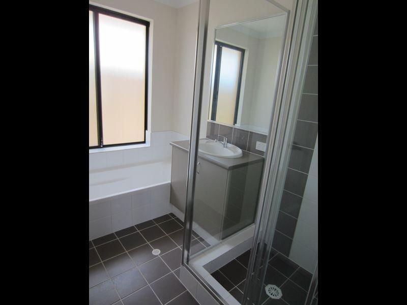 46 Highland Crescent, Meadow Springs WA 6210