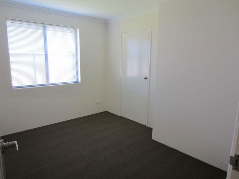 46 Highland Crescent, Meadow Springs WA 6210