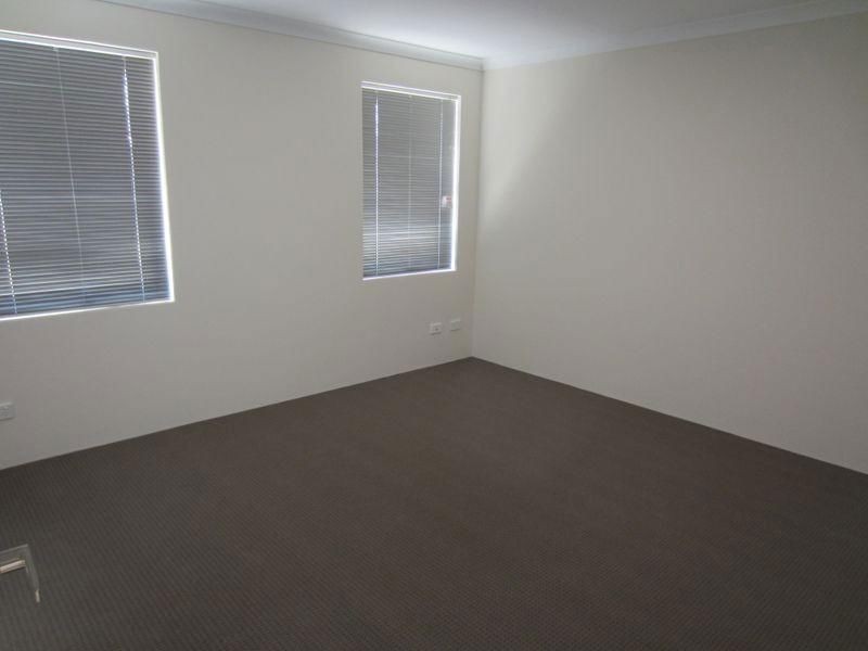 46 Highland Crescent, Meadow Springs WA 6210