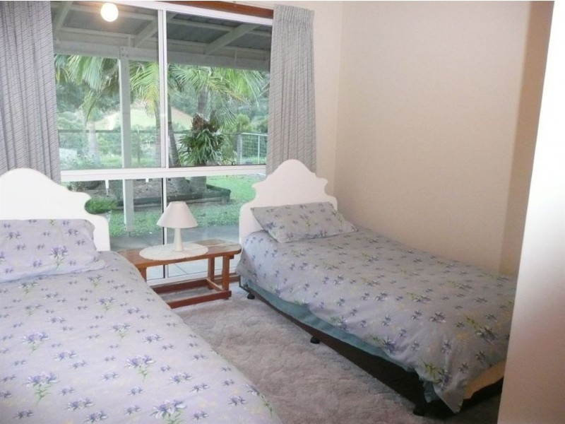 16 Hinchinbrook Road, Burringbar NSW 2483
