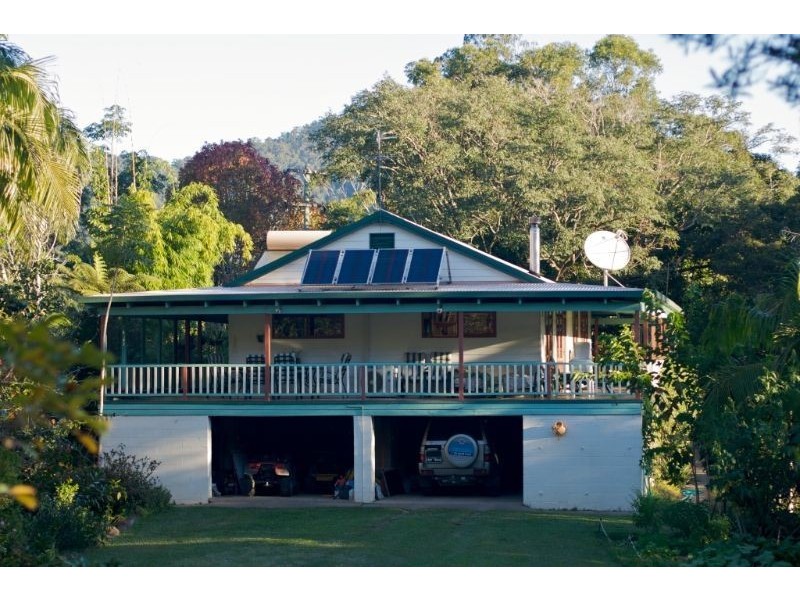 601 Smiths Creek Road, Uki NSW 2484
