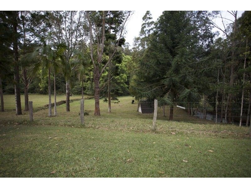 5 Ryans road, Uki NSW 2484