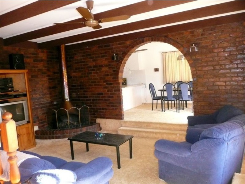 4 Dignan Street, Burringbar NSW 2483