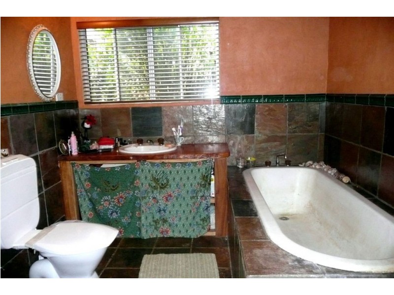 110 Geles Road, Burringbar NSW 2483