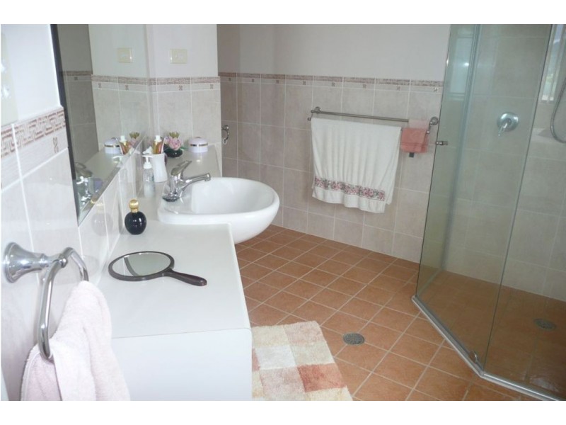 2 Mount Ballow Avenue, Murwillumbah NSW 2484