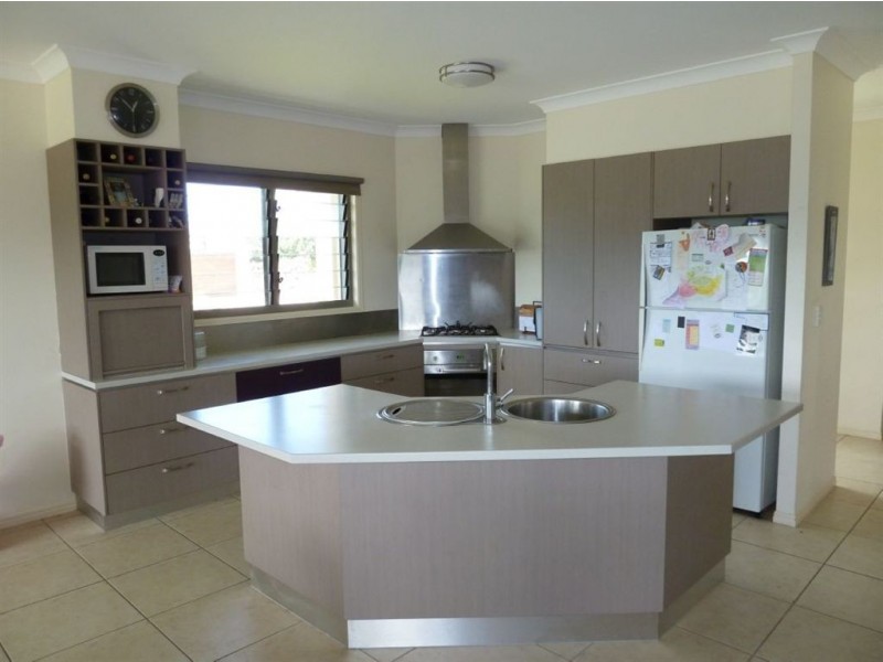 2 Mt Lindsay Avenue, Murwillumbah NSW 2484