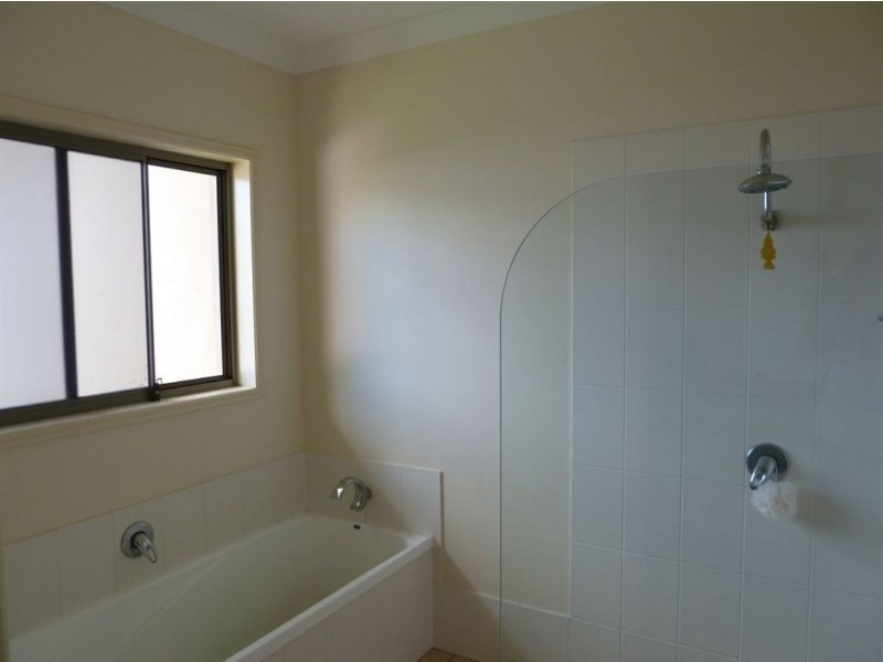 2 Mt Lindsay Avenue, Murwillumbah NSW 2484
