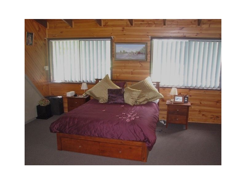 44 Upper Crystal Creek Road, Crystal Creek NSW 2484