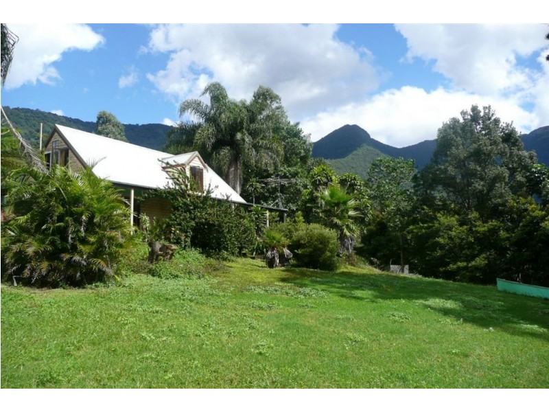 25 Kirbys Road, Limpinwood NSW 2484