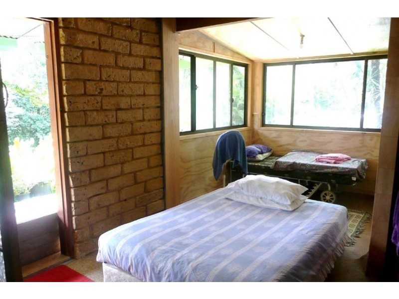 25 Kirbys Road, Limpinwood NSW 2484