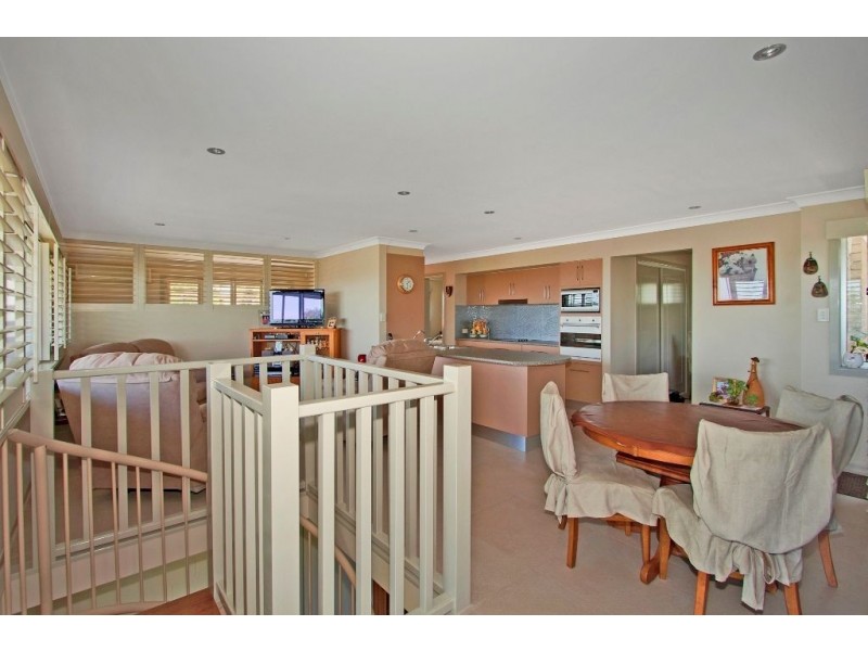 42 Walter Crescent, Banora Point NSW 2486