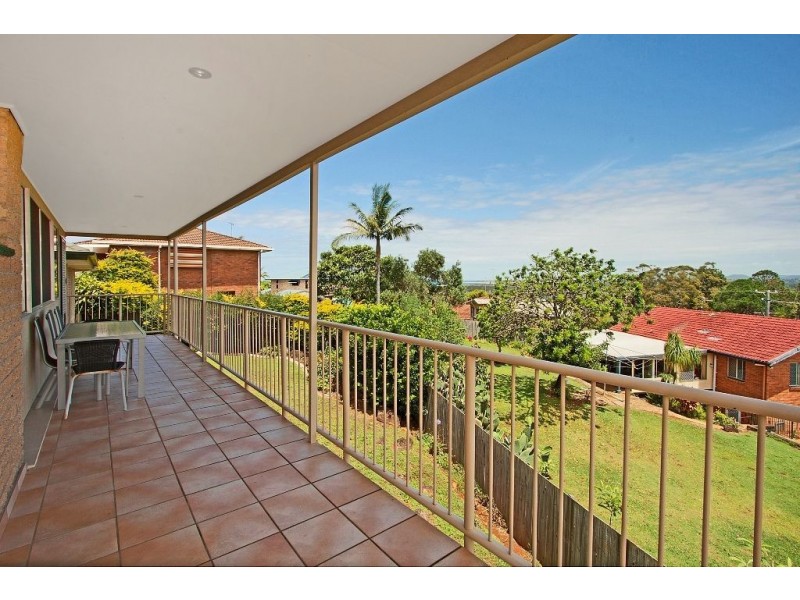 42 Walter Crescent, Banora Point NSW 2486