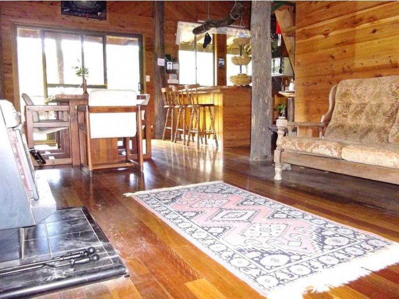 656 Upper Crystal Creek Road, Murwillumbah NSW 2484