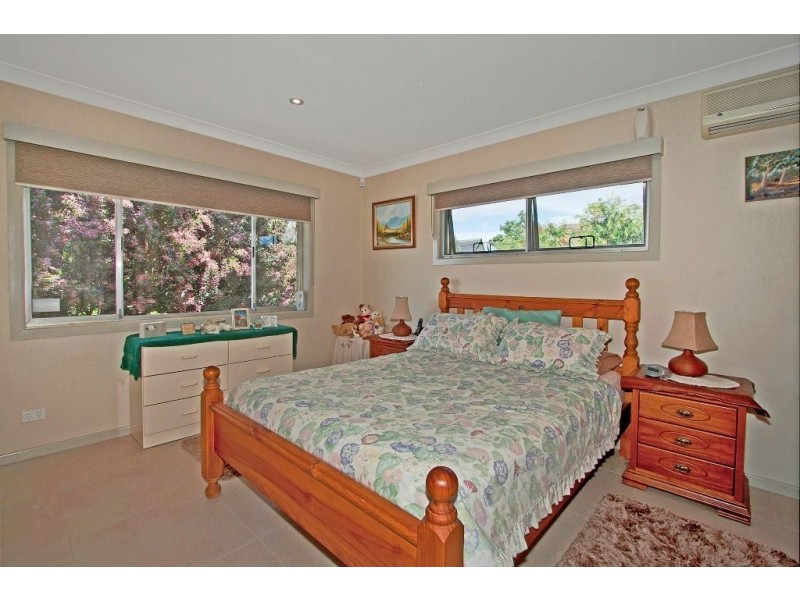 42 Walter  Crescent, Banora Point NSW 2486