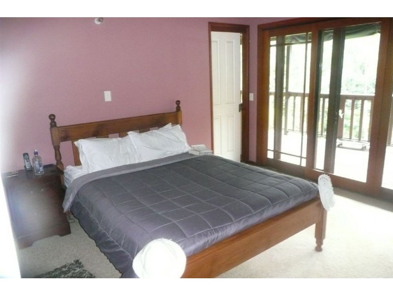 96 Bonnydoon Road, Uki NSW 2484