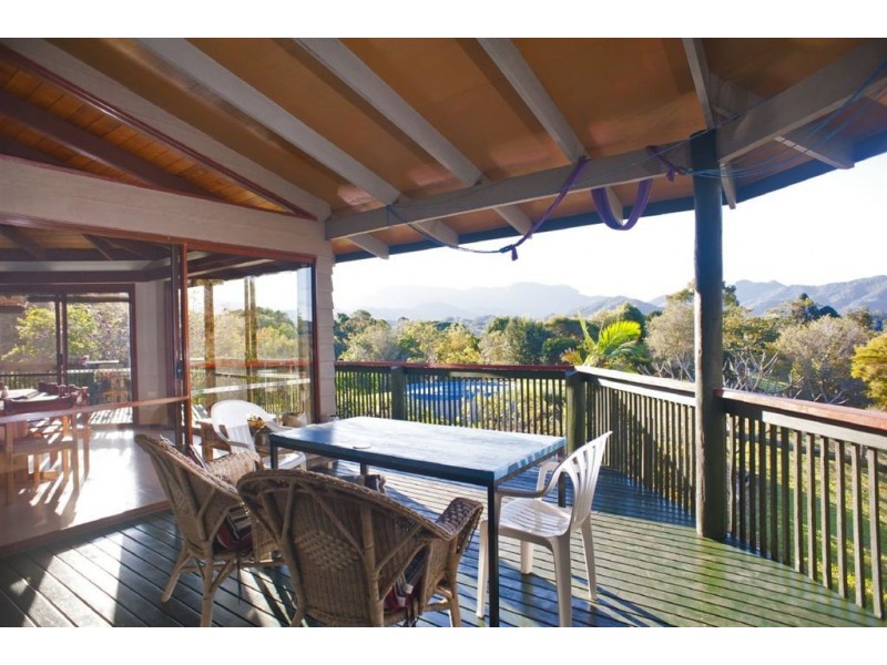 2 Araluen Place, Crystal Creek NSW 2484