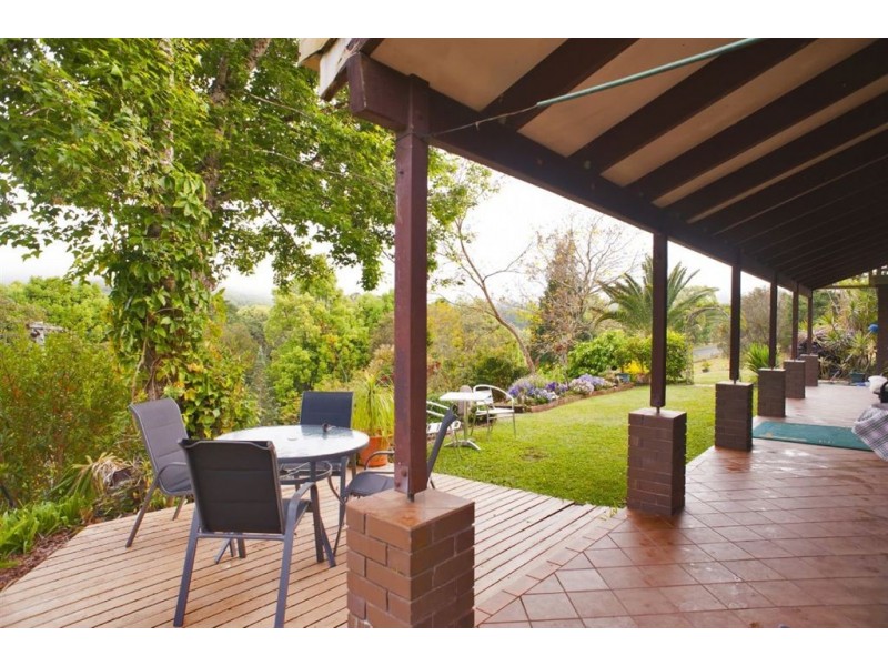 262 Smiths Creek Road, Uki NSW 2484