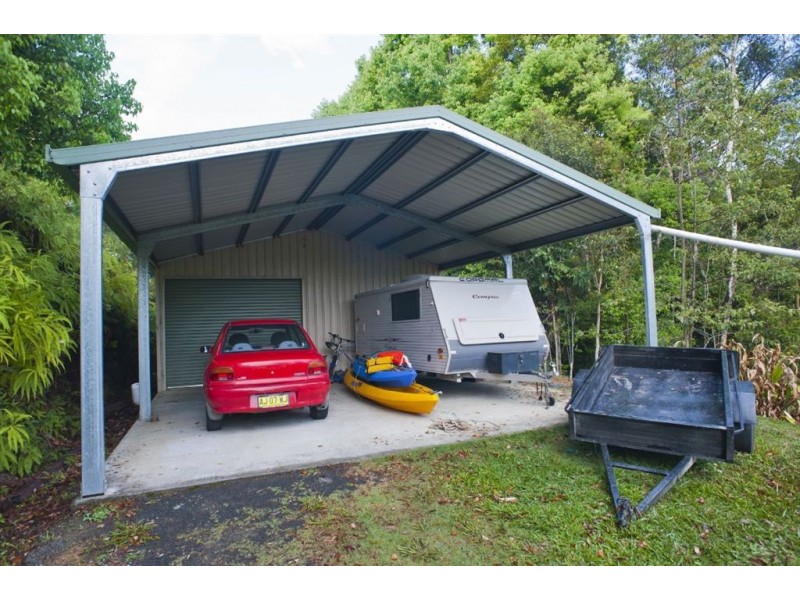 262 Smiths Creek Road, Uki NSW 2484