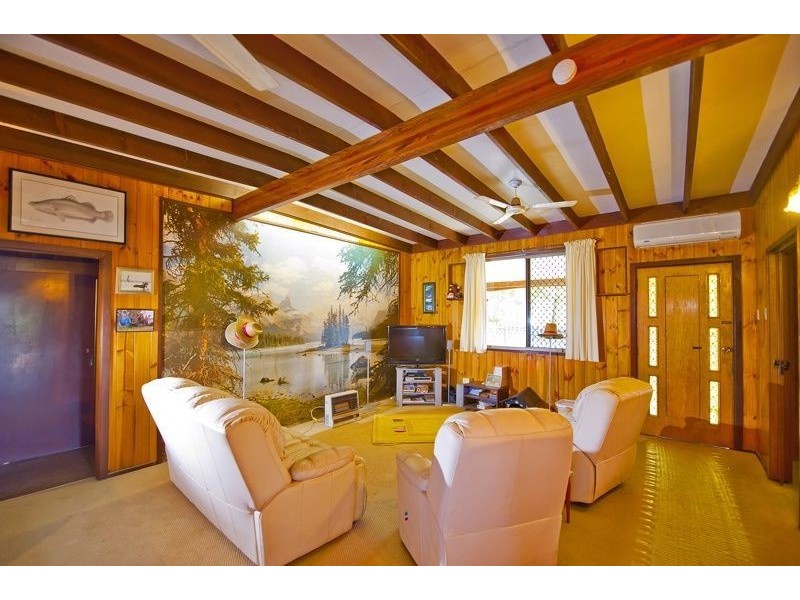 5824 Tweed Valley Way, Mooball NSW 2483