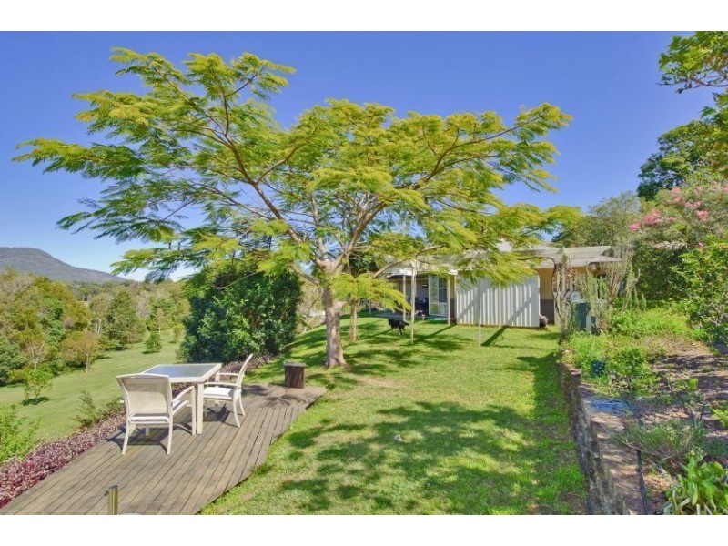 2 Tombonda Rd, Murwillumbah NSW 2484