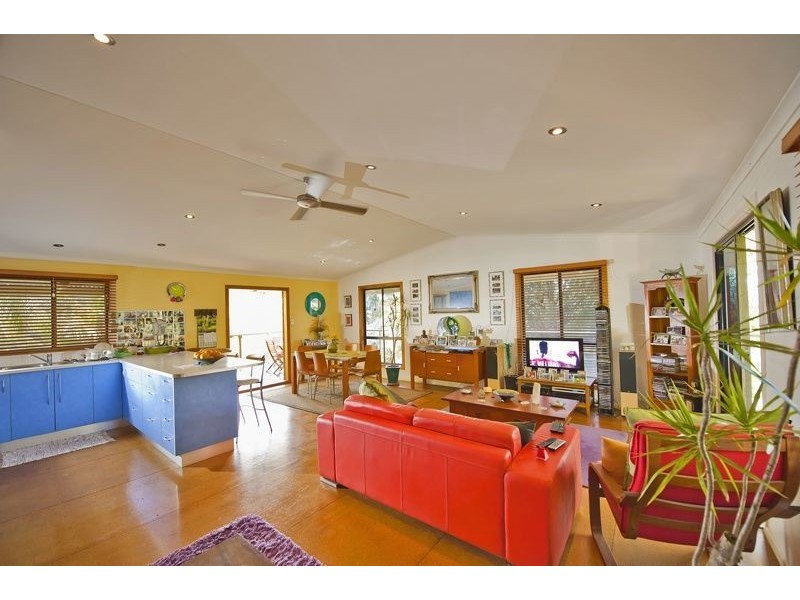 42 Hinchinbrook Road, Burringbar NSW 2483