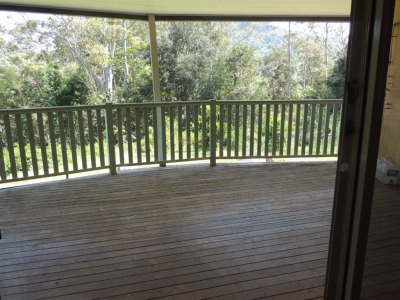 913 Kyogle Road, Uki NSW 2484