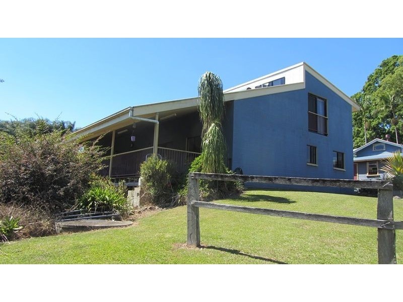 6 Blackwoods Road, Nobbys Creek NSW 2484