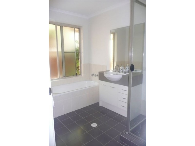 12 Mt Lindesay Ave, Murwillumbah NSW 2484