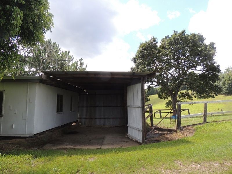 3 Hazelbrook Road, Uki NSW 2484