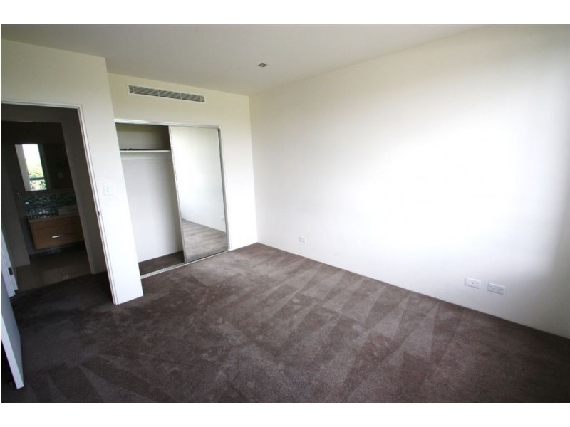 336/3-5 Pendraat Parade, Hope Island QLD 4212